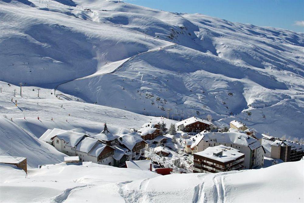 Albergue Inturjoven Sierra Nevada Exterior photo