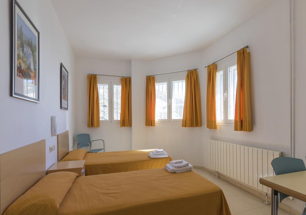 Albergue Inturjoven Sierra Nevada Exterior photo
